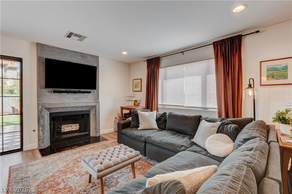 302 Lander, Henderson, NV 89074