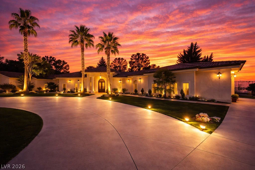 7360 Darby, Las Vegas, NV 89117