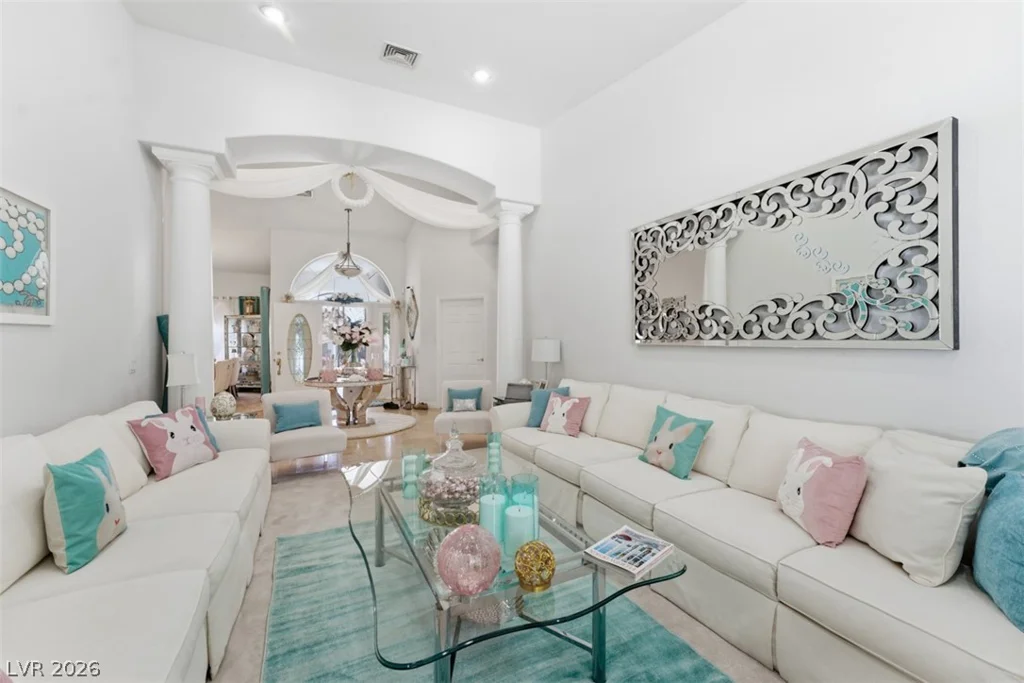 7360 Darby, Las Vegas, NV 89117