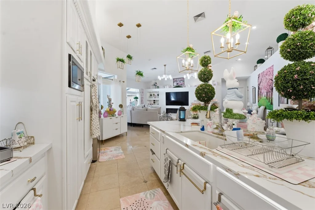7360 Darby, Las Vegas, NV 89117