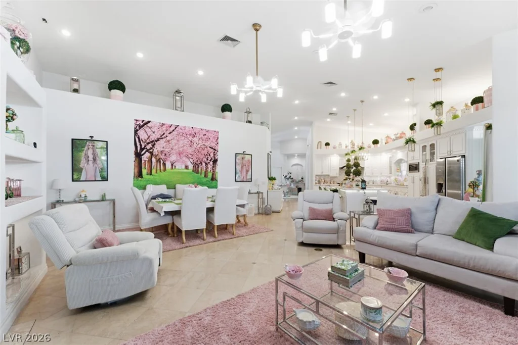 7360 Darby, Las Vegas, NV 89117