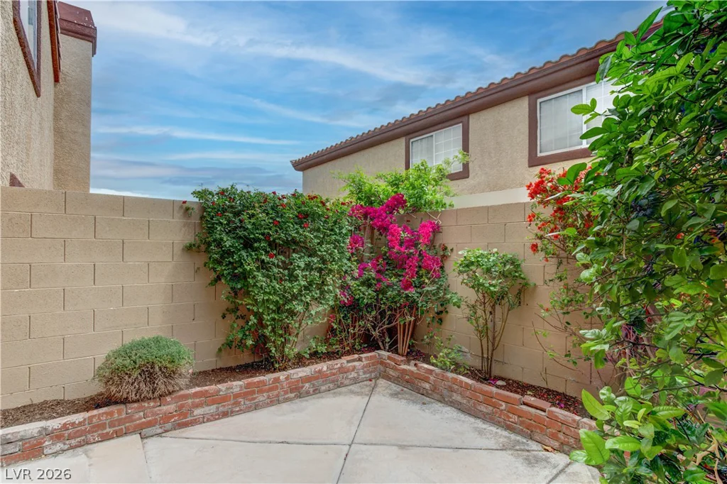 690 Ambling Gait, Henderson, NV 89015