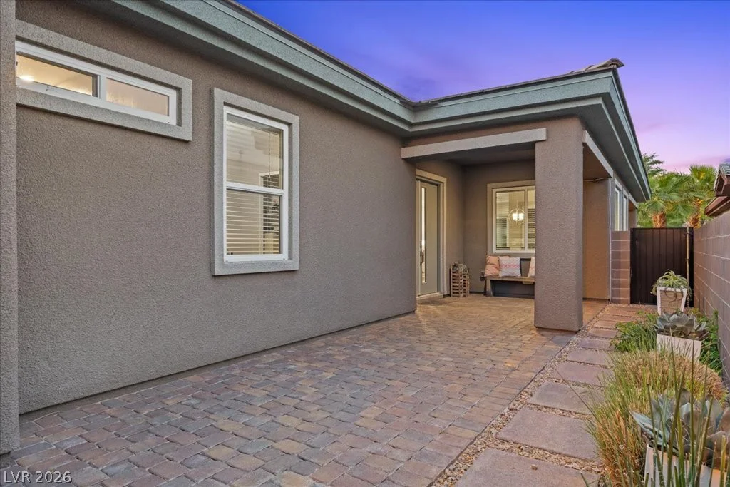 8 Reflection Cove, Henderson, NV 89011