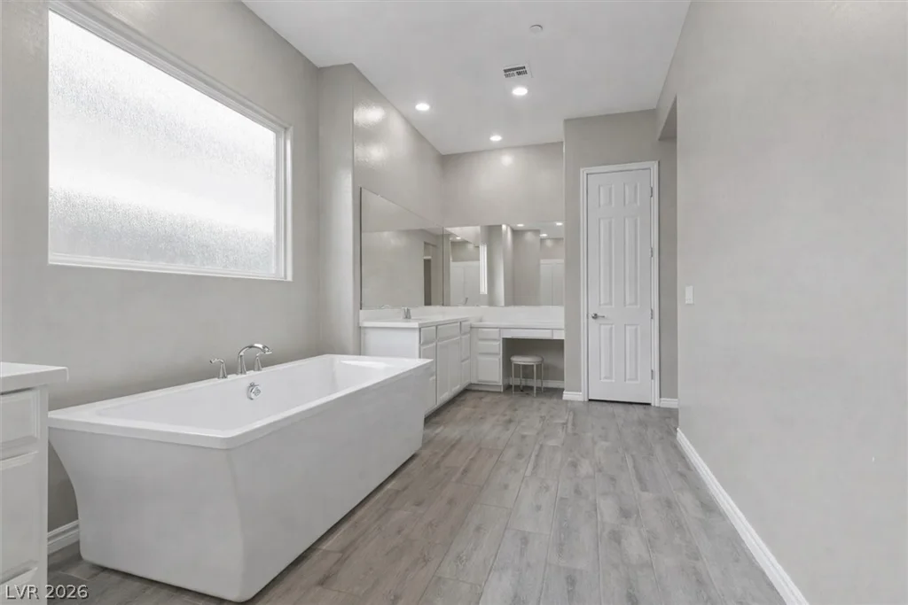 8 Reflection Cove, Henderson, NV 89011