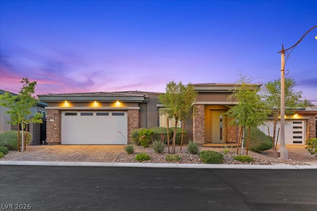 8 Reflection Cove, Henderson, NV 89011