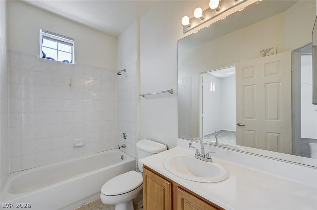 8555 Russell, Las Vegas, NV 89113
