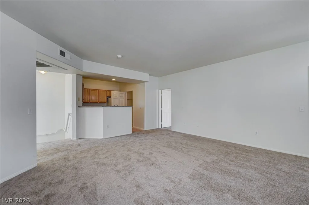 8555 Russell, Las Vegas, NV 89113