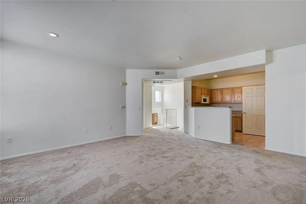 8555 Russell, Las Vegas, NV 89113