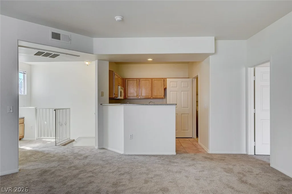 8555 Russell, Las Vegas, NV 89113