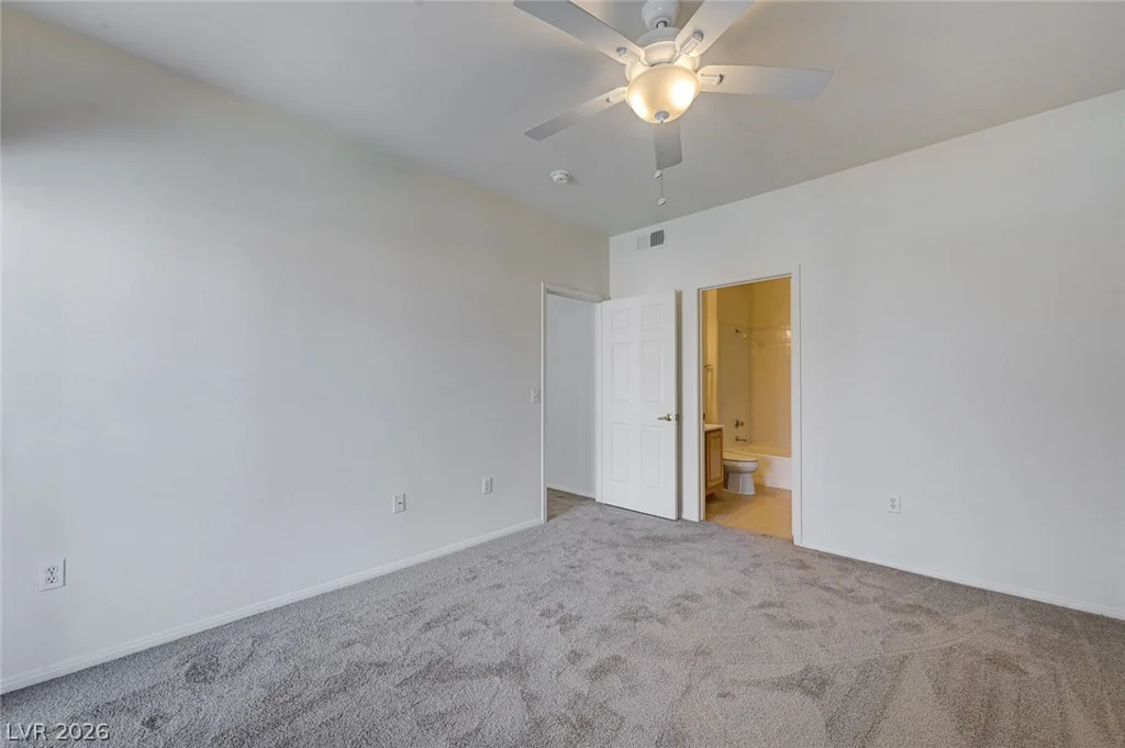 8555 Russell, Las Vegas, NV 89113