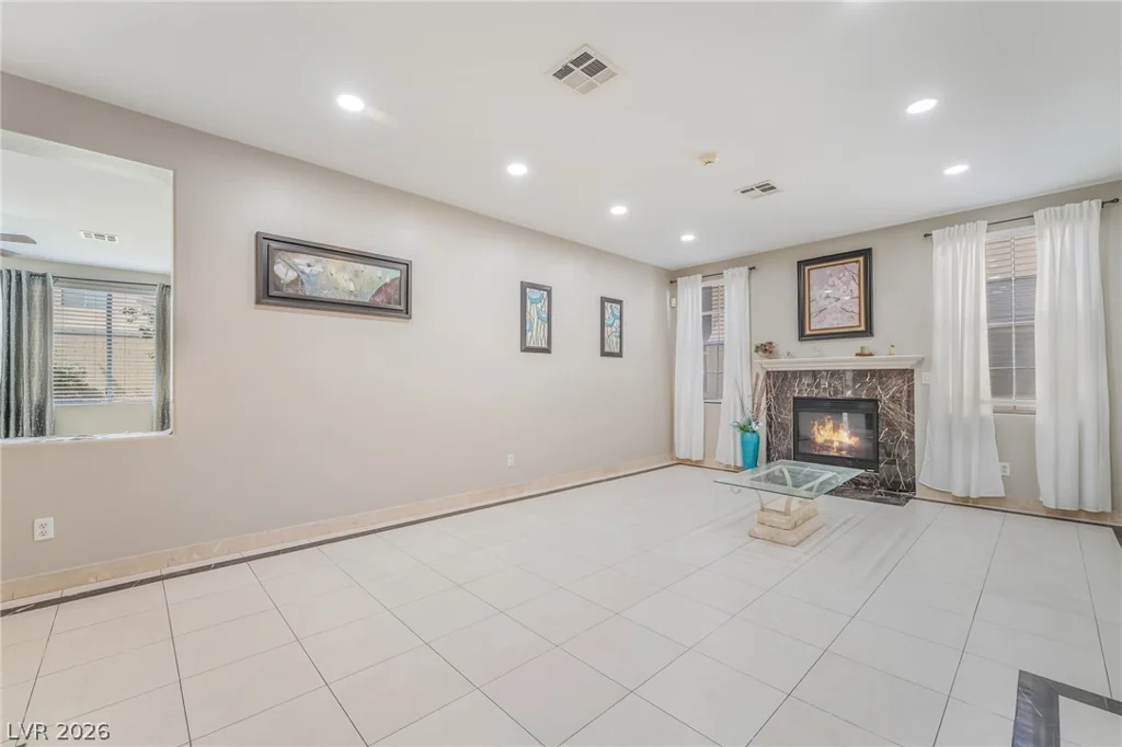 9077 Glasbury, Las Vegas, NV 89123