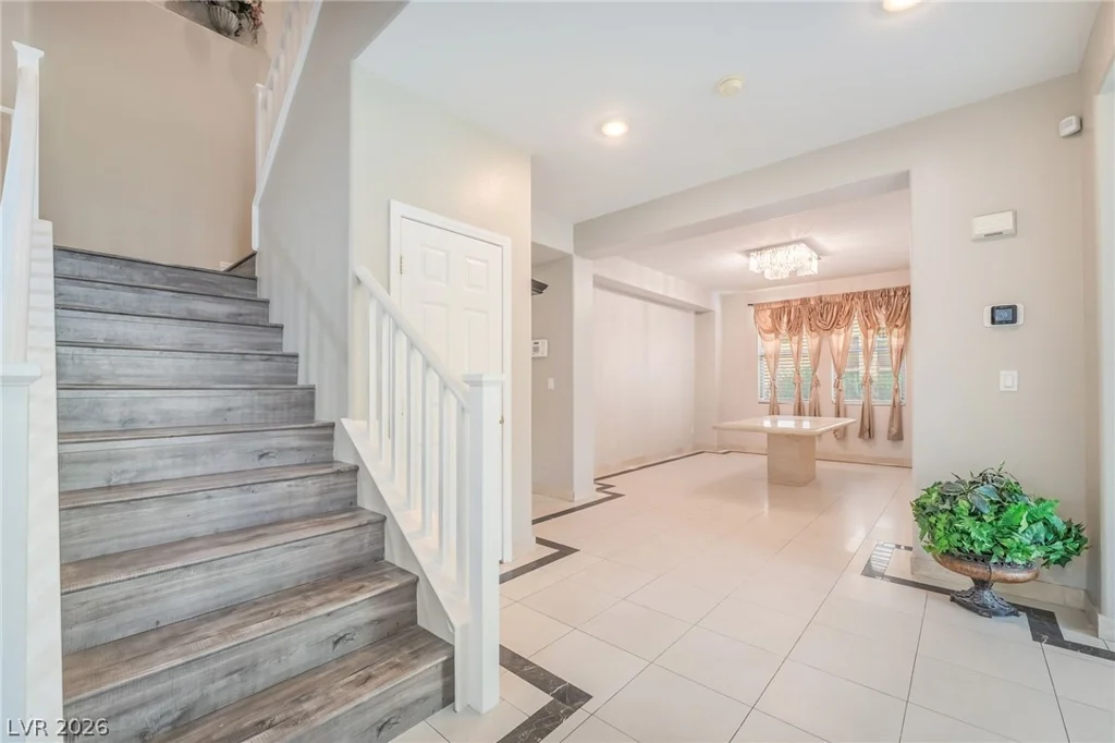 9077 Glasbury, Las Vegas, NV 89123