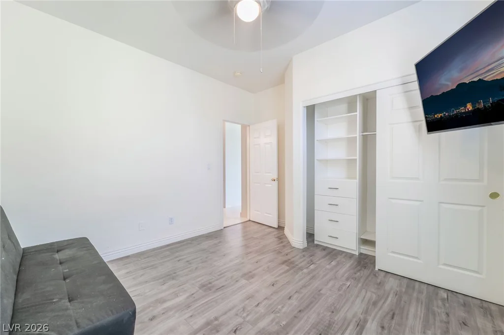 9077 Glasbury, Las Vegas, NV 89123