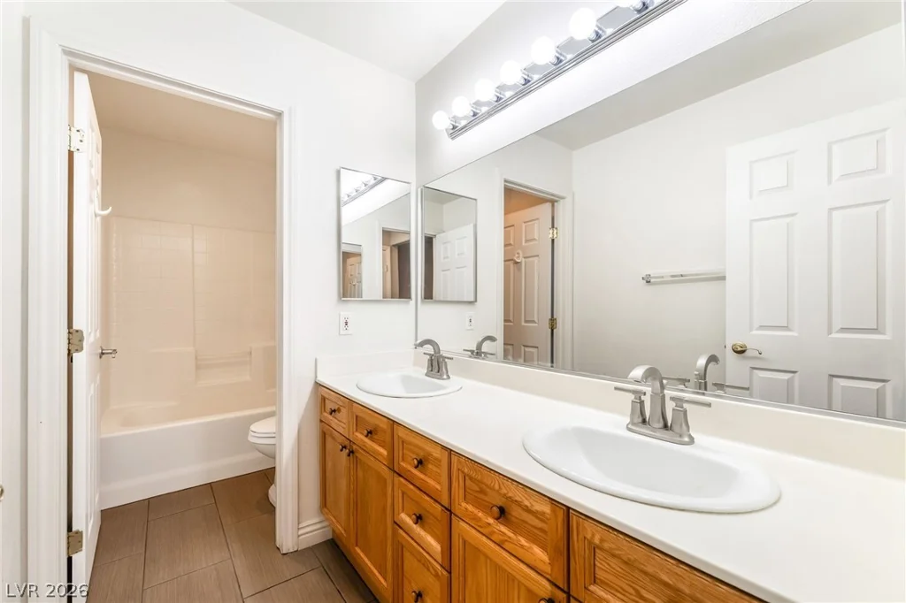 9077 Glasbury, Las Vegas, NV 89123