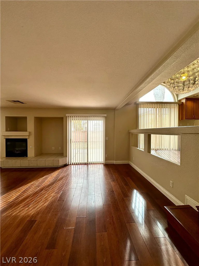 6747 Enchanted Cove, Las Vegas, NV 89139