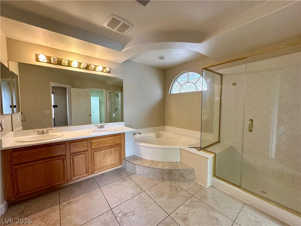 6747 Enchanted Cove, Las Vegas, NV 89139