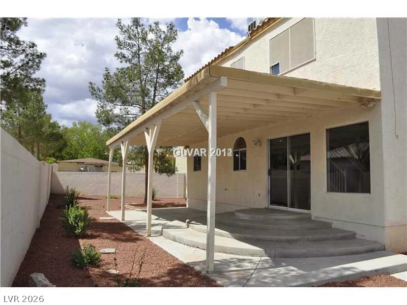9083 Hollow Green, Las Vegas, NV 89129