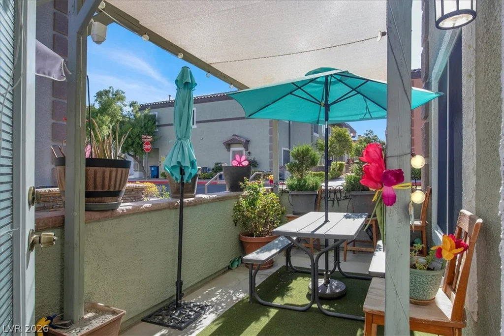 10443 Kitty Joyce, Las Vegas, NV 89129