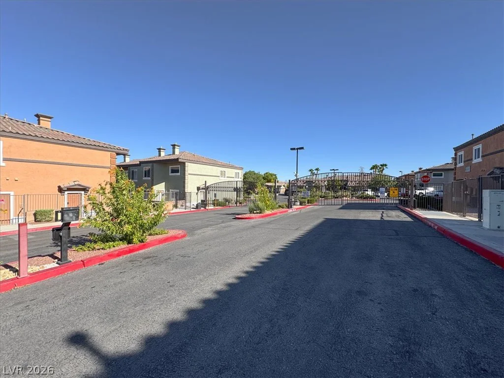 10443 Kitty Joyce, Las Vegas, NV 89129