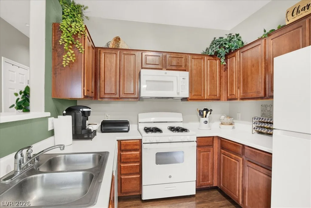 10443 Kitty Joyce, Las Vegas, NV 89129