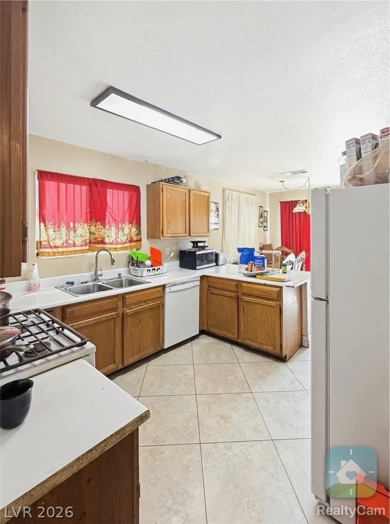 3891 James Paul, Las Vegas, NV 89104