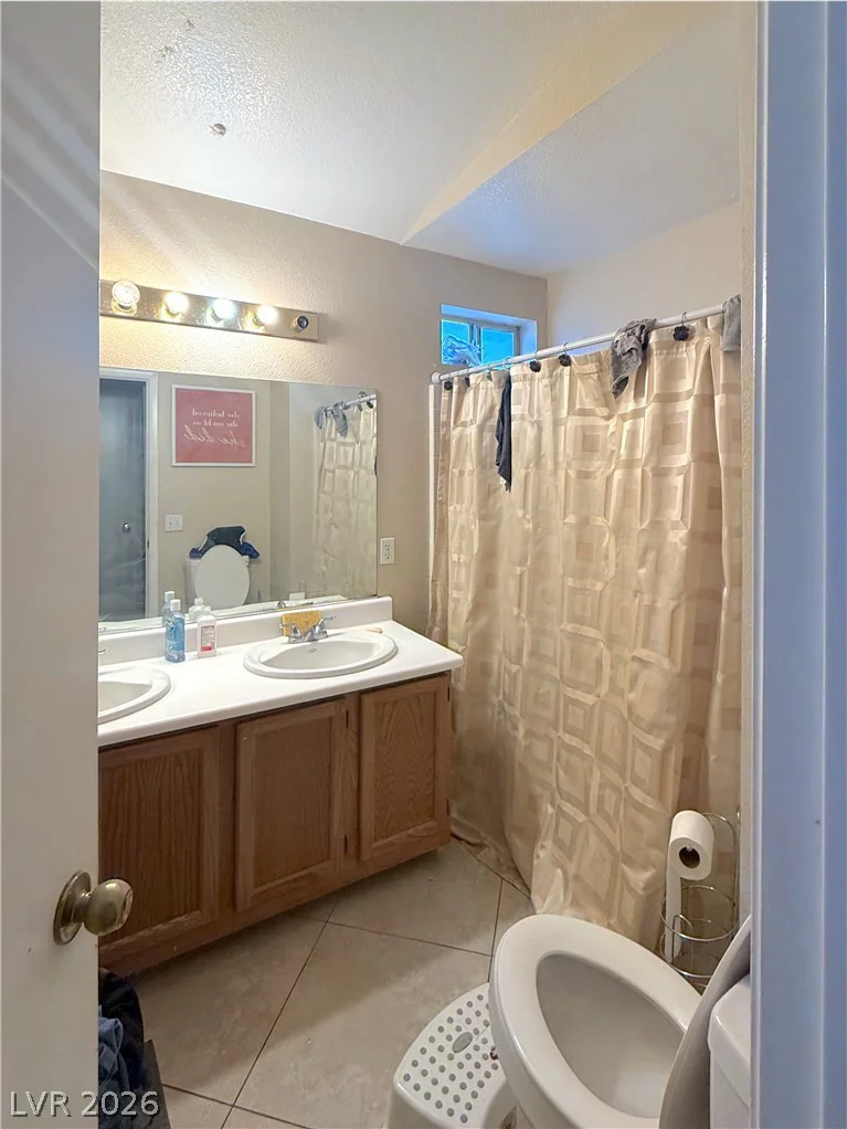3891 James Paul, Las Vegas, NV 89104