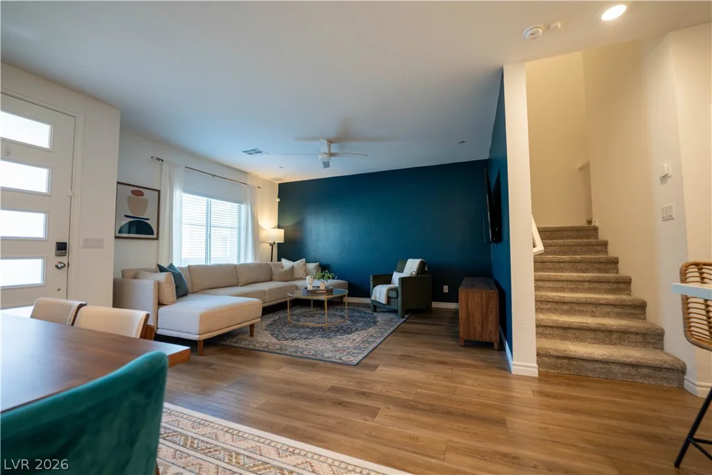 600 Carriage Hill, Las Vegas, NV 89138