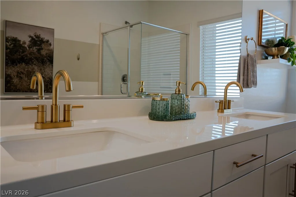 600 Carriage Hill, Las Vegas, NV 89138