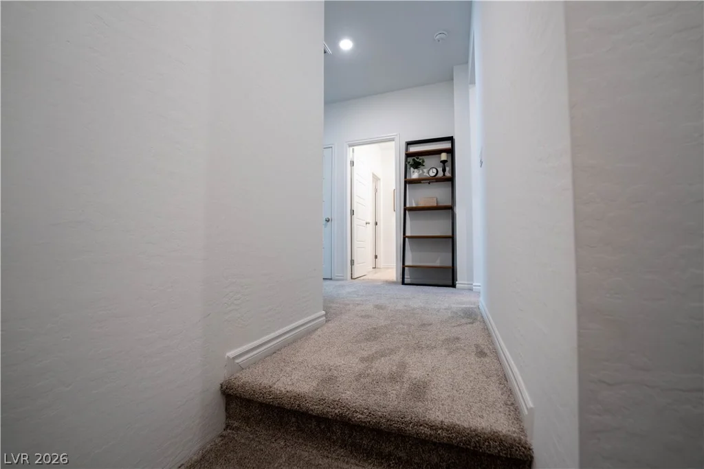 600 Carriage Hill, Las Vegas, NV 89138