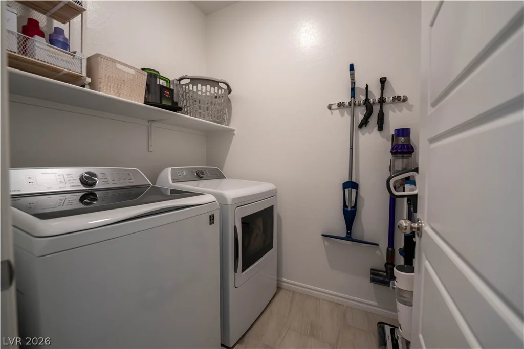 600 Carriage Hill, Las Vegas, NV 89138