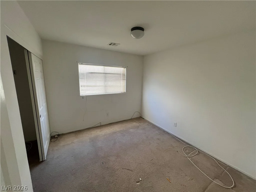 92 Peachtree Hill, Las Vegas, NV 89183