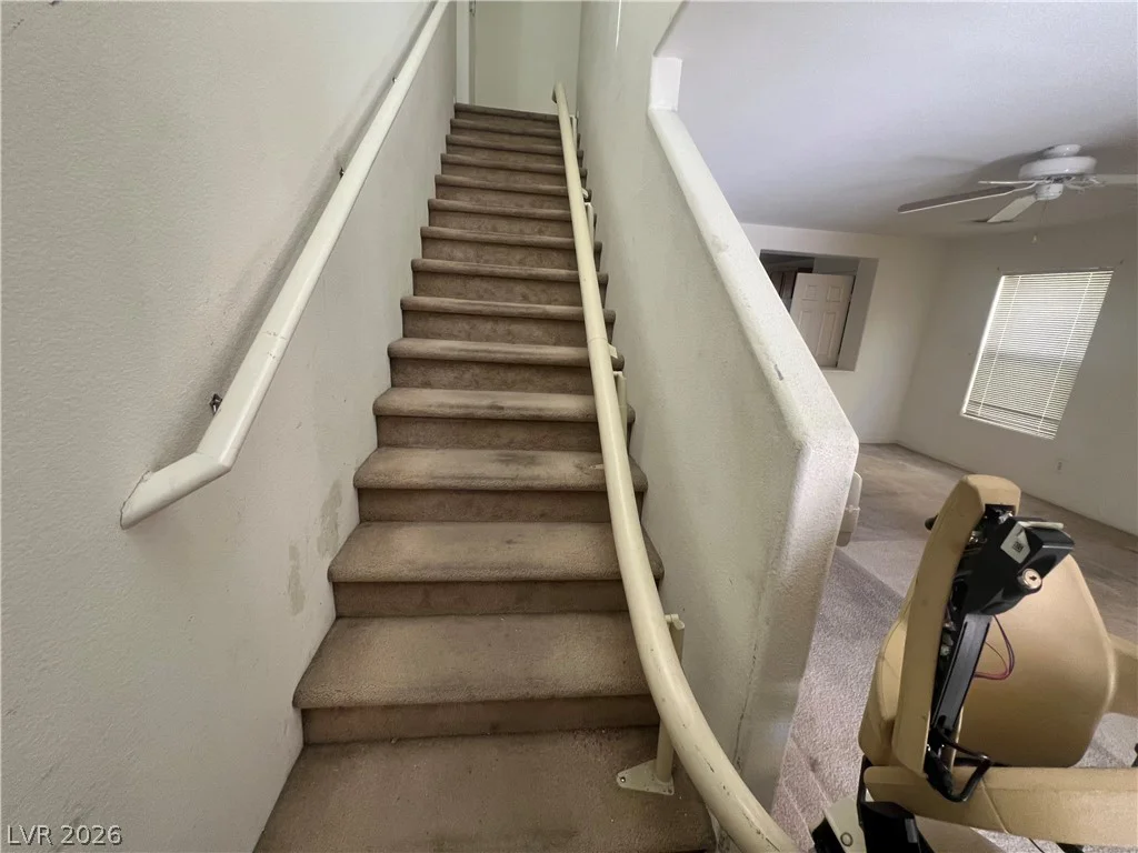 92 Peachtree Hill, Las Vegas, NV 89183