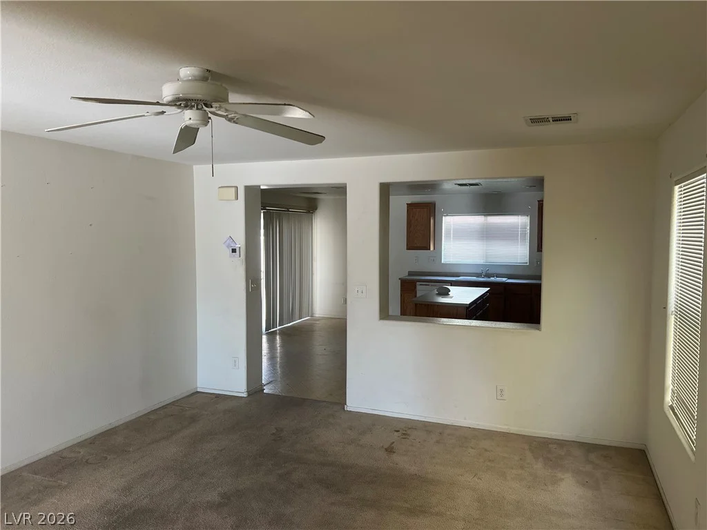 92 Peachtree Hill, Las Vegas, NV 89183