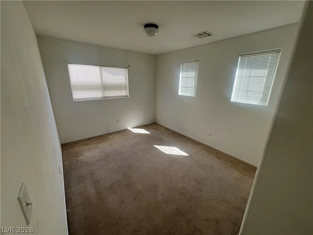 92 Peachtree Hill, Las Vegas, NV 89183