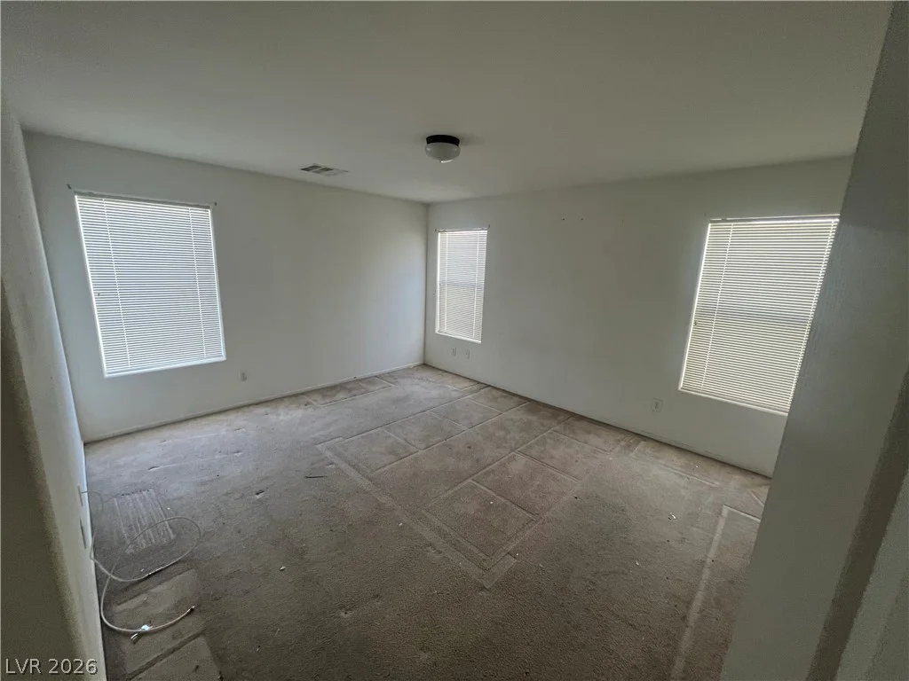 92 Peachtree Hill, Las Vegas, NV 89183