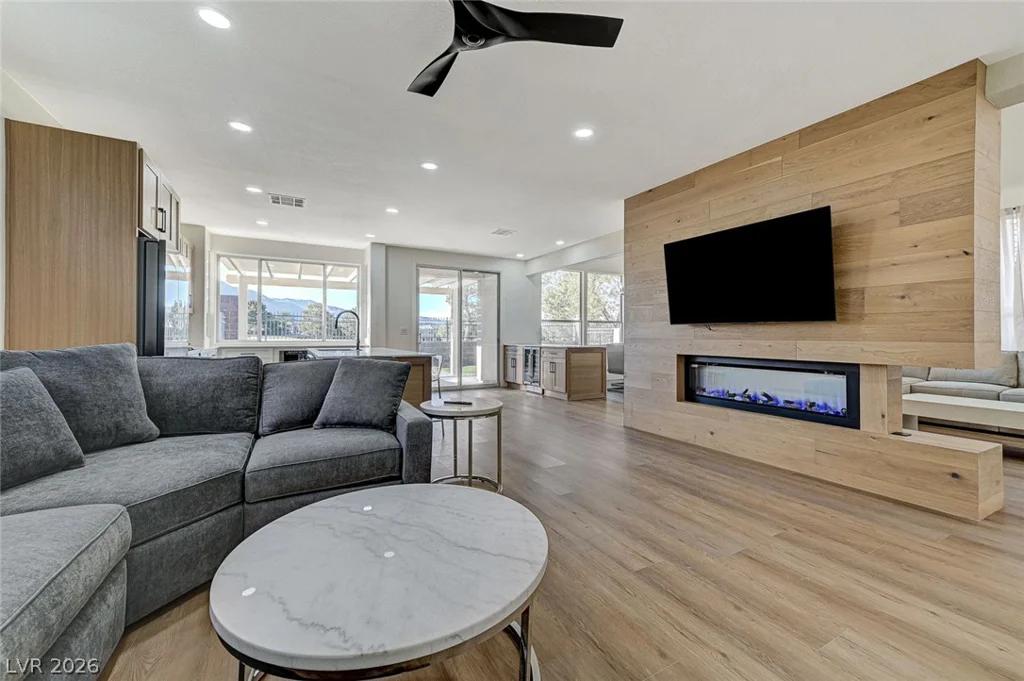 1317 Fox Acres, Las Vegas, NV 89134