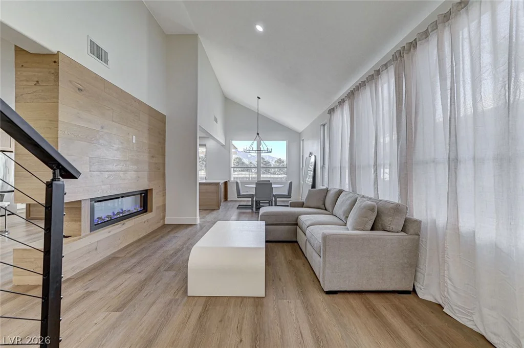 1317 Fox Acres, Las Vegas, NV 89134