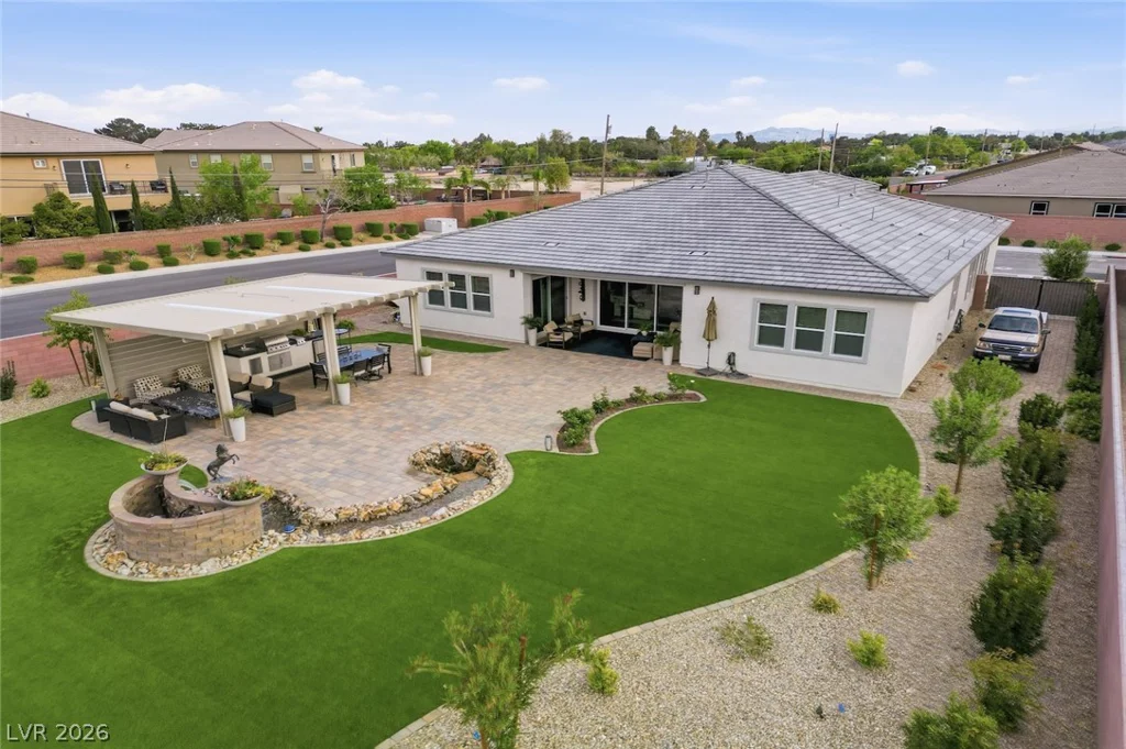 5702 Kings Bluff, Las Vegas, NV 89131