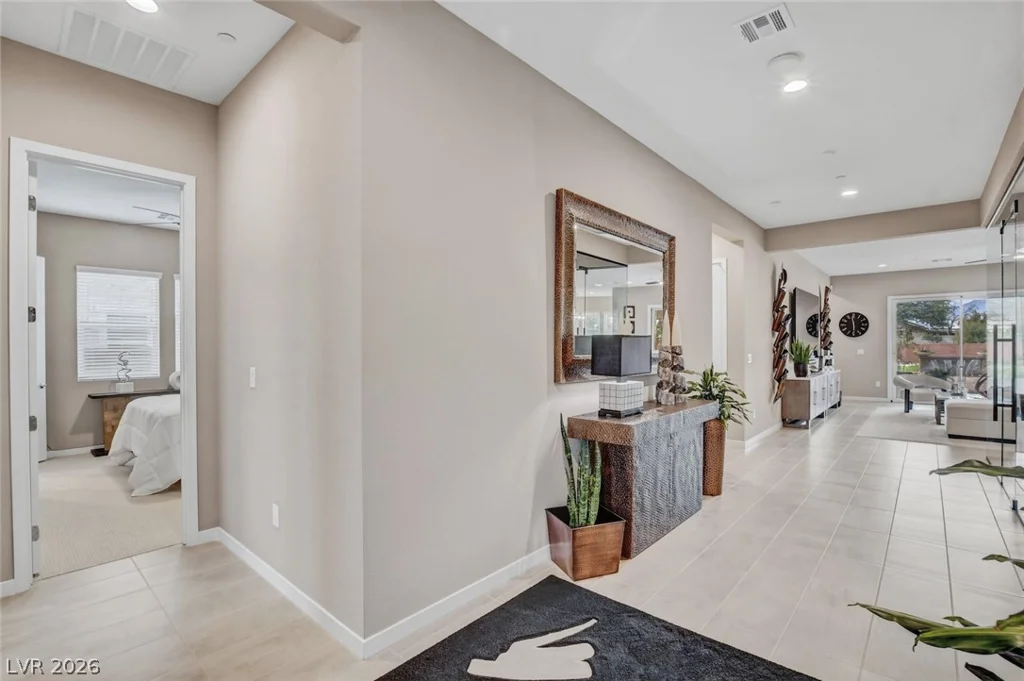 5702 Kings Bluff, Las Vegas, NV 89131