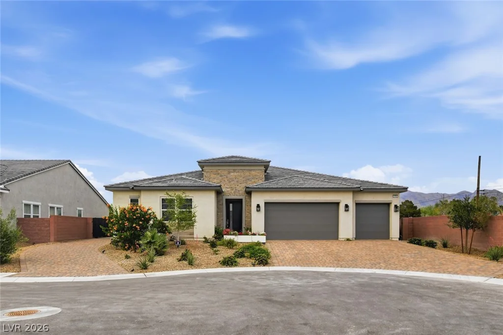 5702 Kings Bluff, Las Vegas, NV 89131