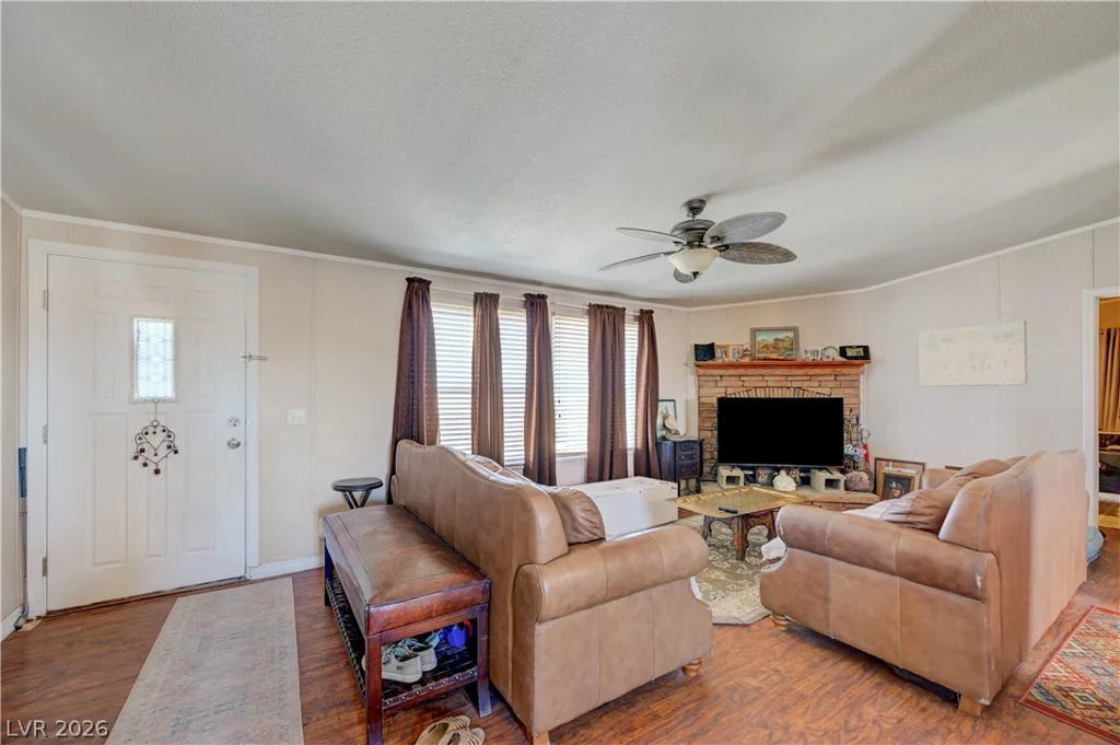 9050 Alpine Ridge, Las Vegas, NV 89161