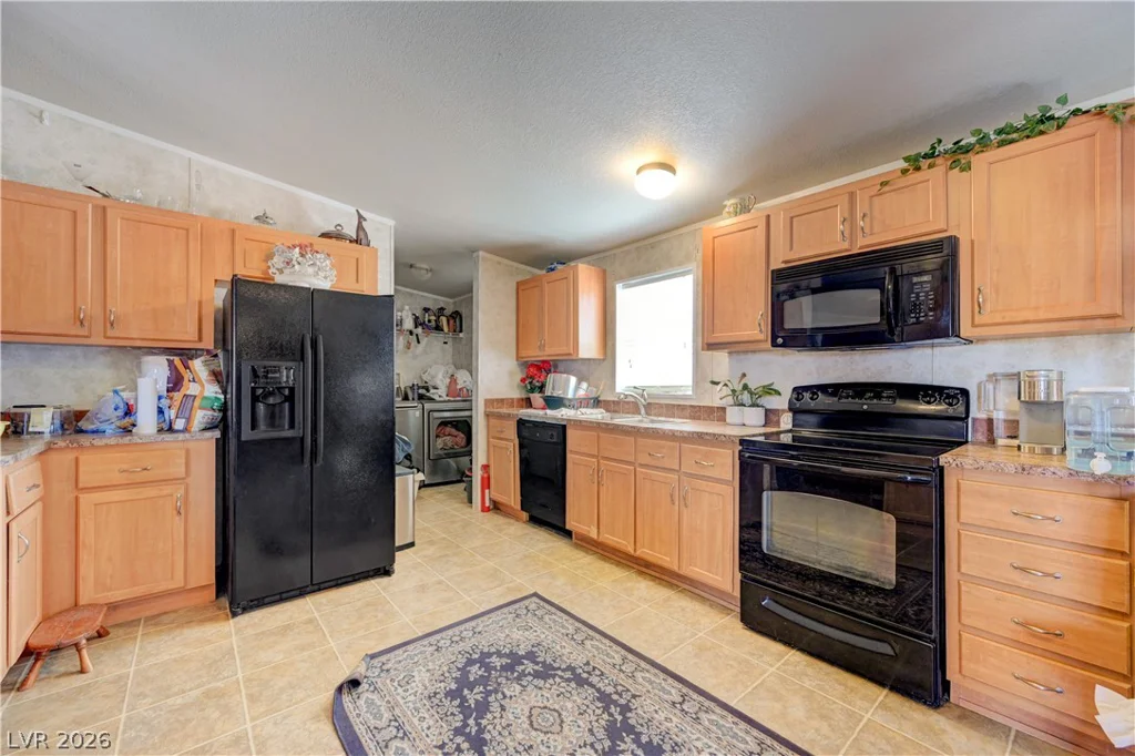 9050 Alpine Ridge, Las Vegas, NV 89161