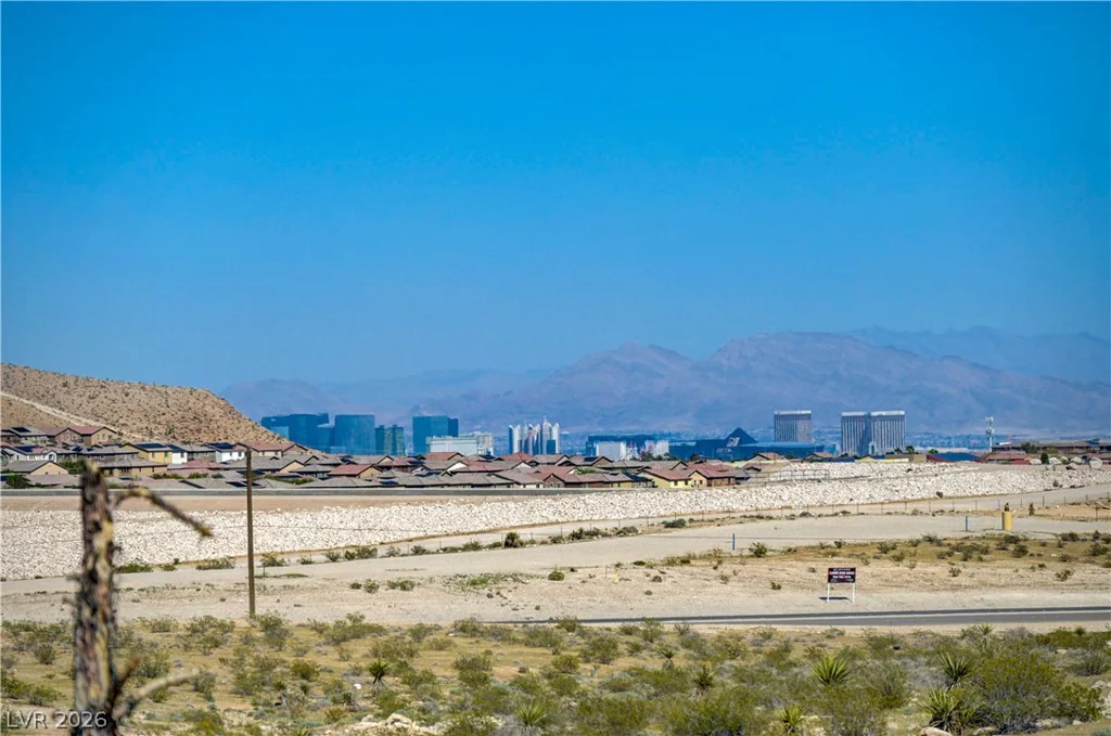 9050 Alpine Ridge, Las Vegas, NV 89161