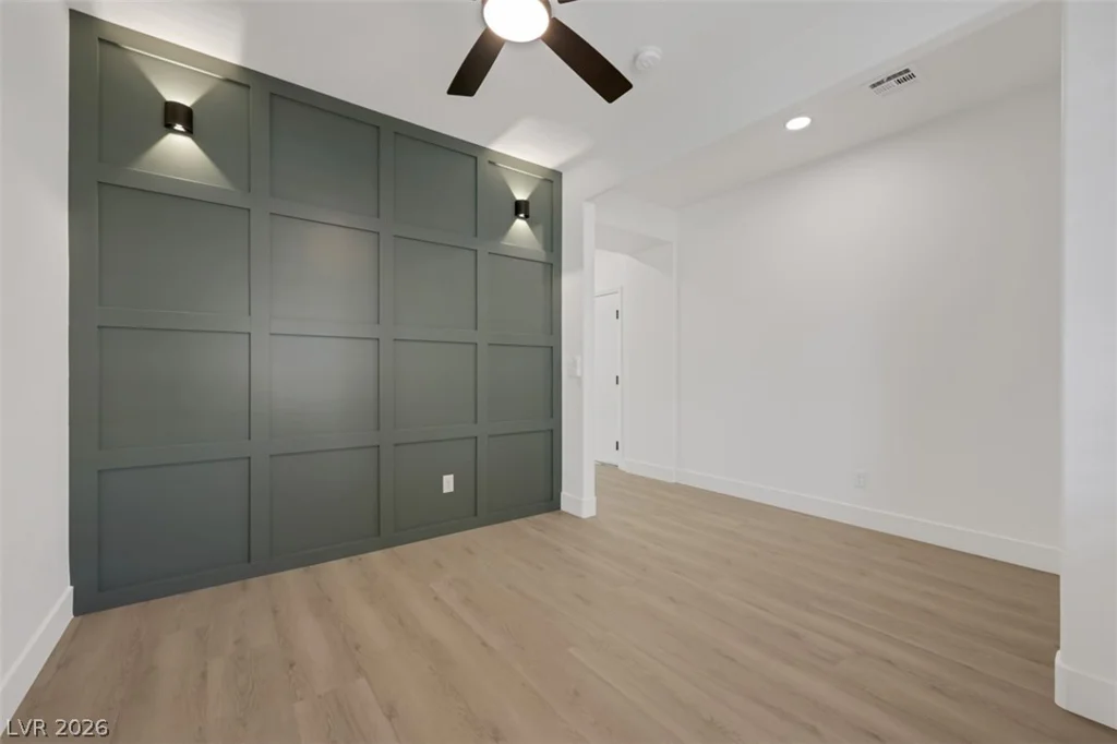 7035 Thistle Ridge, Las Vegas, NV 89166