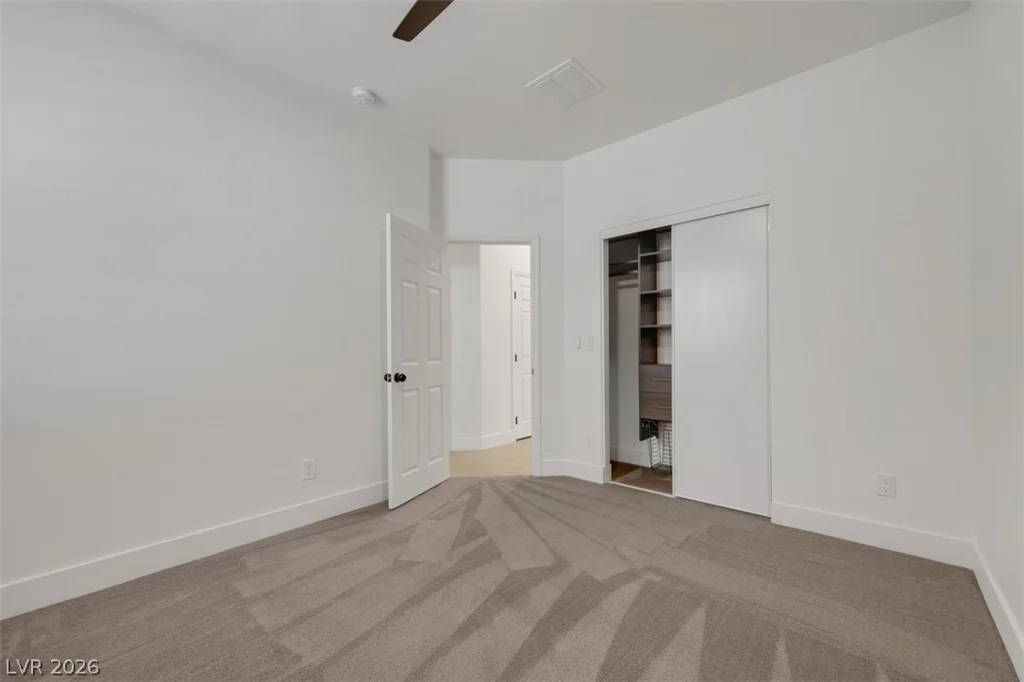 7035 Thistle Ridge, Las Vegas, NV 89166