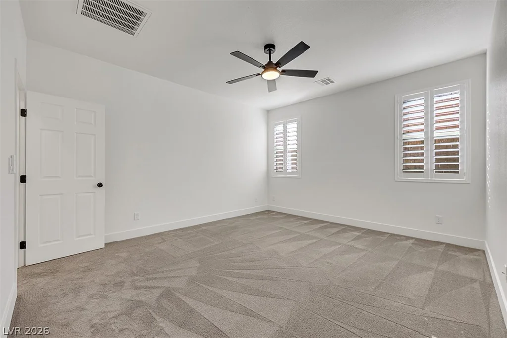 7035 Thistle Ridge, Las Vegas, NV 89166
