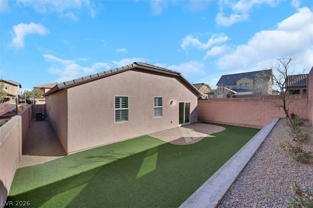 7035 Thistle Ridge, Las Vegas, NV 89166
