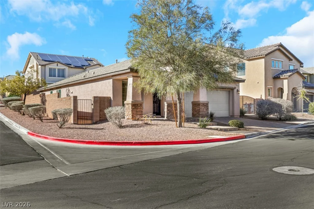 7035 Thistle Ridge, Las Vegas, NV 89166