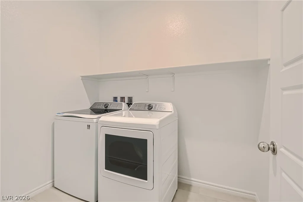 8352 Caldera Hills, Las Vegas, NV 89147