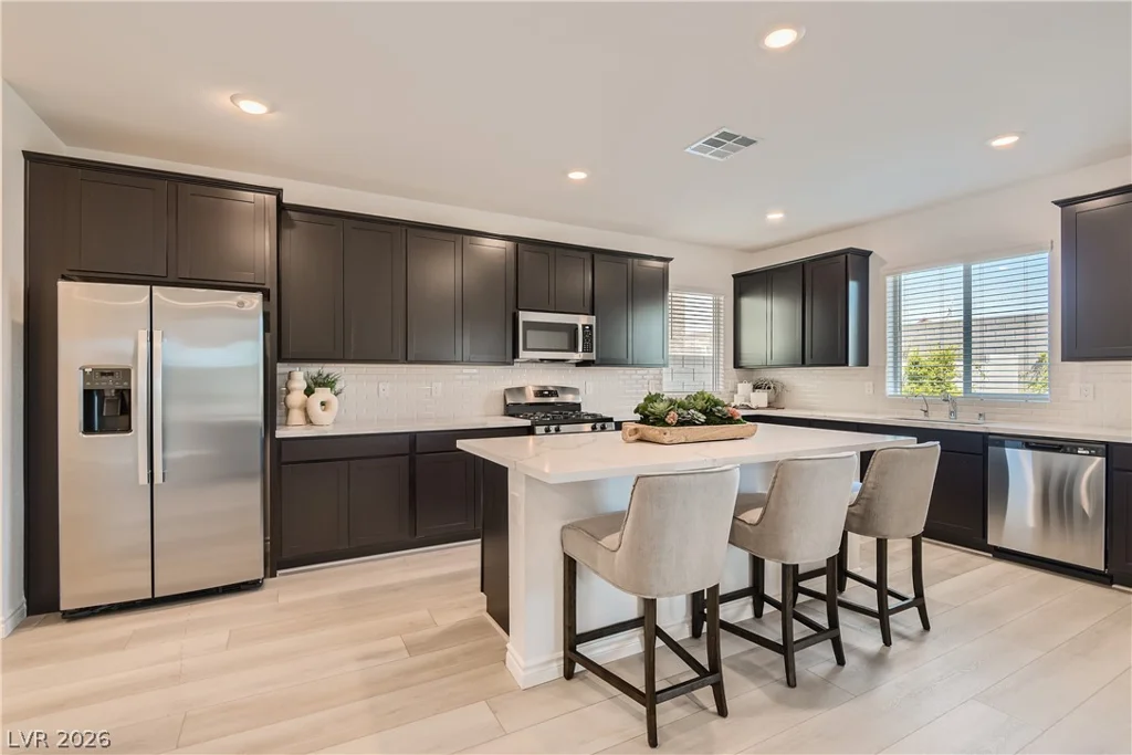 8352 Caldera Hills, Las Vegas, NV 89147